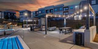 Cove at Covington Center - Apartments & Townhomes Gallery 14