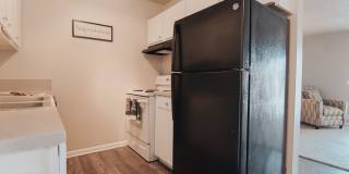 Crossings at Midtown Gallery 15