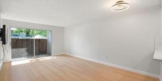 1446 Chateau Cmn unit: 104 Gallery 4