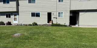 Large upstairs 2 bedroom apartment! Gallery 3