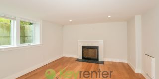 Stylish Four Bedroom Home with Hardwood Floors and Outdoor Space Gallery 13