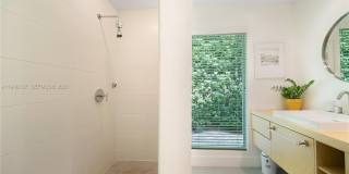 861 Harbor Dr Gallery 29