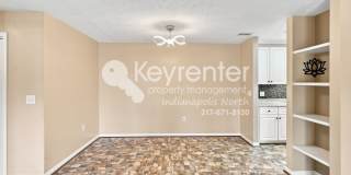 Modern 3-Bedroom Retreat with Pool, Fitness Center & More Gallery 3