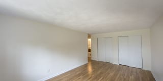 Hamilton Place Gallery 4