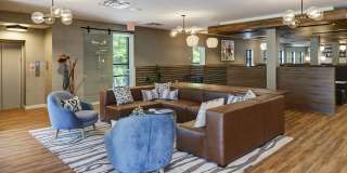 Foxchase Apartments Gallery 24