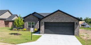 1020 Hunter DR Gallery 1