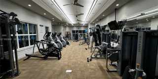 950 Hillcrest Dr Gallery 13