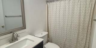 2BD 2.5BA FURNISHED CONDO WITH WATER INCLUDED Gallery 9