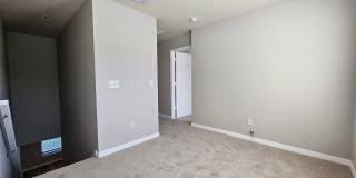 Seven Oaks 2/2.5 Townhouse Gallery 10