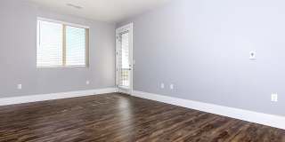 Overlook at Mesa Creek Apartments Gallery 15