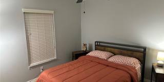 1804 NW 20th Place Gallery 15