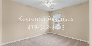 Beautiful 3 Bed, 2 Bath Bentonville Home with Fireplace & Fenced Backyard Gallery 18
