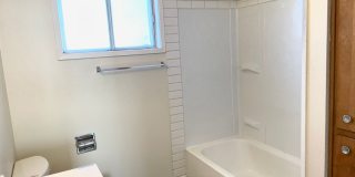 C2402 - Maple Court Apartments Gallery 24