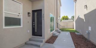 133 - 137 West Olive Gallery 16