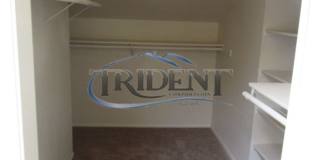 Large 4 bedroom, 3 bath house located on a large lot Gallery 18