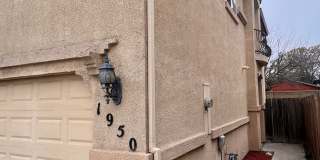 Large Two Story Home Recently Remodeled Available NOW Gallery 1