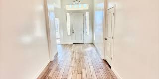 Beautiful 4-BR Home in Sunbrook Community Gallery 6