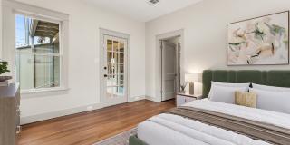 1914 West Magnolia Avenue Gallery 17