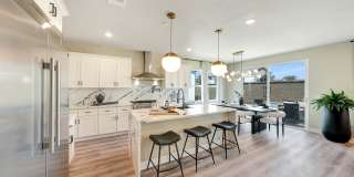 131 N Un St Gallery 34