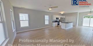 Modern Home Near Live Oak Pavilion Gallery 4
