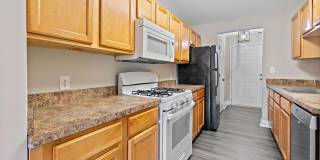 6520 LAKE PARK DR #301 Gallery 4