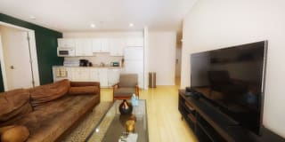 40 Boylston St Gallery 23