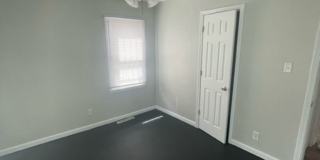 Cozy Two Bedroom! Available Now! Section 8 Welcomed Gallery 5