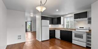 Monroe End Unit Townhome Unit A Gallery 16