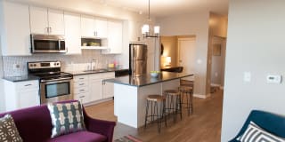 Vintage on Selby Gallery 35