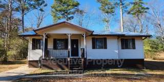 1628 1st Street Gallery 1