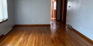 East Side 3 Bedroom Home! Gallery 24