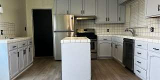 Lovely Home In Hanford-Coming Soon! Gallery 7