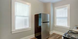 Newly Renovated 2BR/1BA Home In Downtown Savannah Gallery 14