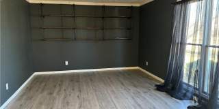 242 Ravenshollow Drive Gallery 6