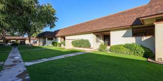 Great Location and Nicely Updated 2 Bed 2 Bath! Gallery 1