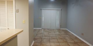 2 Bed 2 Bath Townhouse Gallery 3