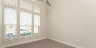 Kilby Apartments Gallery 50