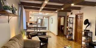 4414 North Menard Avenue Gallery 1