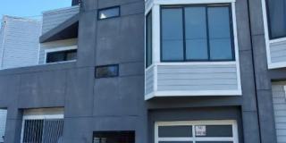 Re-imagine the Bayview with this beautiful corner 3-story townhome available for rent! Gallery 1
