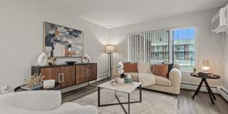 Huntington House Riverview Gallery 1