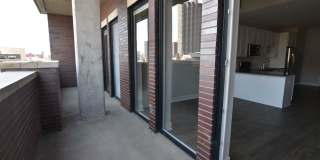 3833 N Broadway Gallery 291