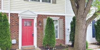 564 LANCASTER Place Gallery 1