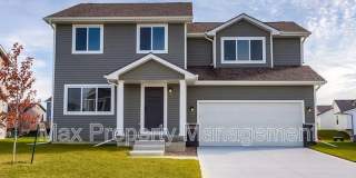 3509 NE Winding Trail Dr Gallery 1