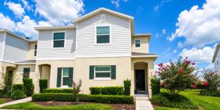 Beautiful Corner-Unit Townhome in a Gated Community! Gallery 1