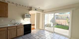 Scenic 4 Bedroom, 2.5 Bathroom Condo Gallery 11