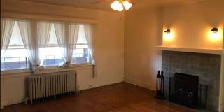 Point Breeze 2 Bed 1 Bath Gallery 1