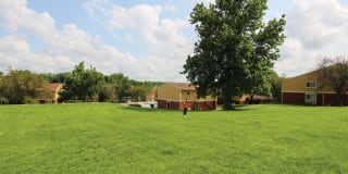 Raintree Apartments Gallery 2