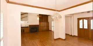1004 LOS JARDINES Circle Gallery 10