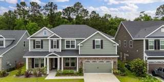 Elegant Savannah Living – 5BR Home with Spacious Primary Suite & Dual Living Spaces Elegant Savannah Living – 5BR Home with Spacious Primary Suite & Dual Living Spaces Gallery 1