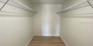 542 PLAZA SEVILLE Court Gallery 14